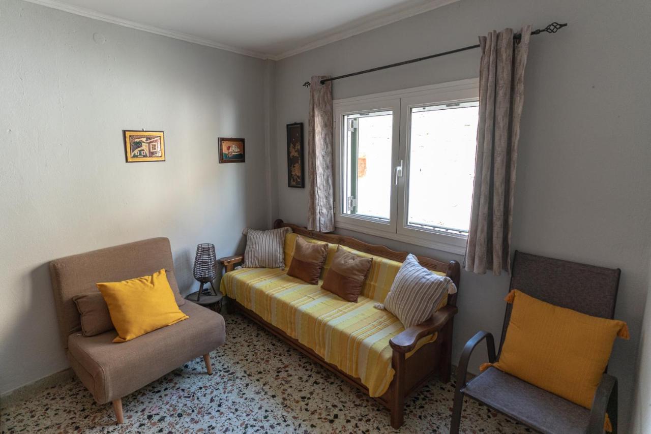 Tilemachos House Holiday home Kato Garouna